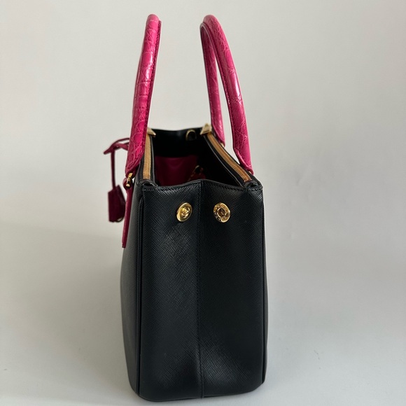 AUTH PRADA Vitello Black & Pink Saffiano Leather Crocodile Double Zip Small Tote - Picture 6 of 15